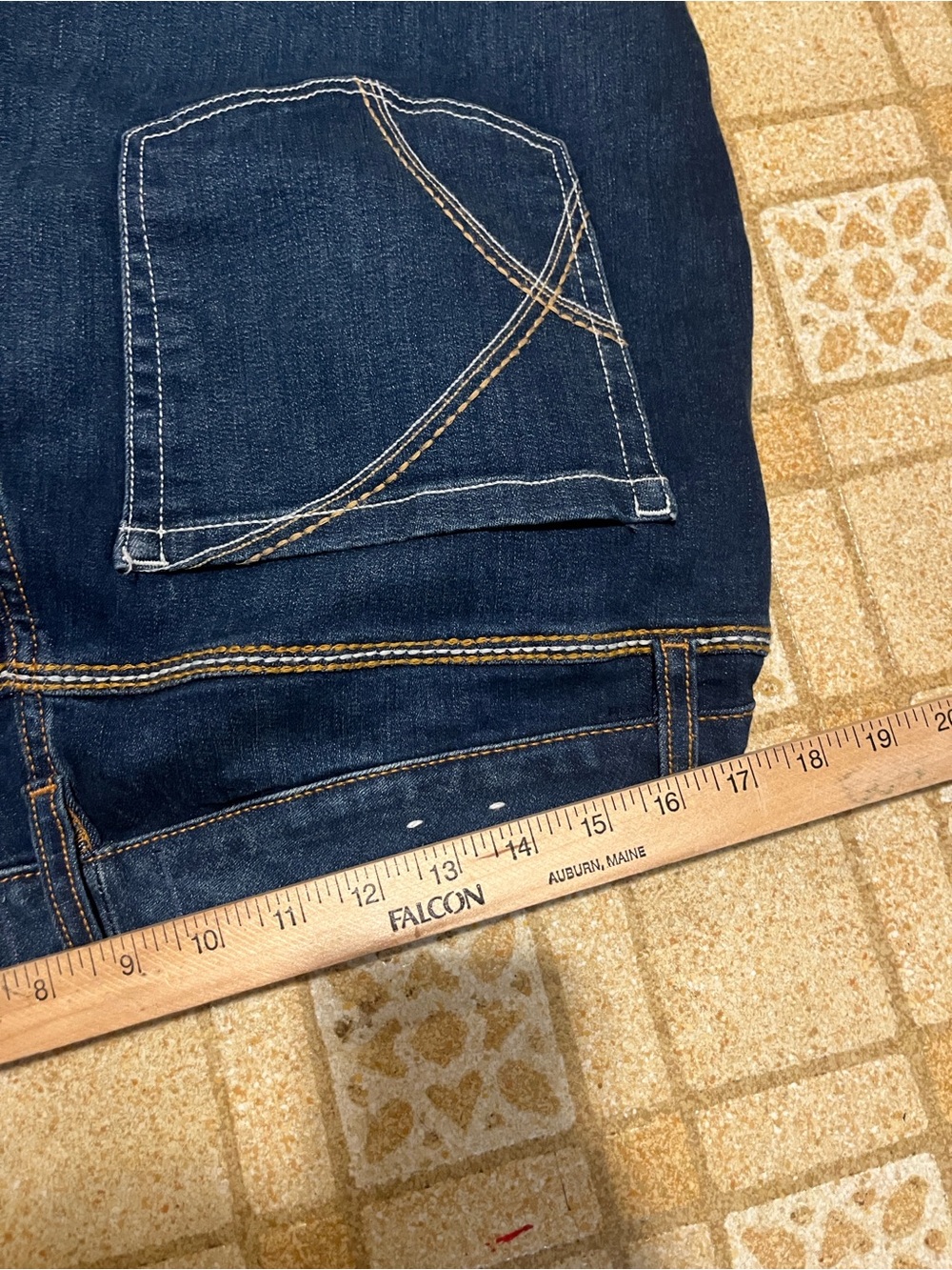Lane Bryant dark Wash Women’s stretch Bootcut Jeans size 18P fancy stitching - Picture 5 of 11
